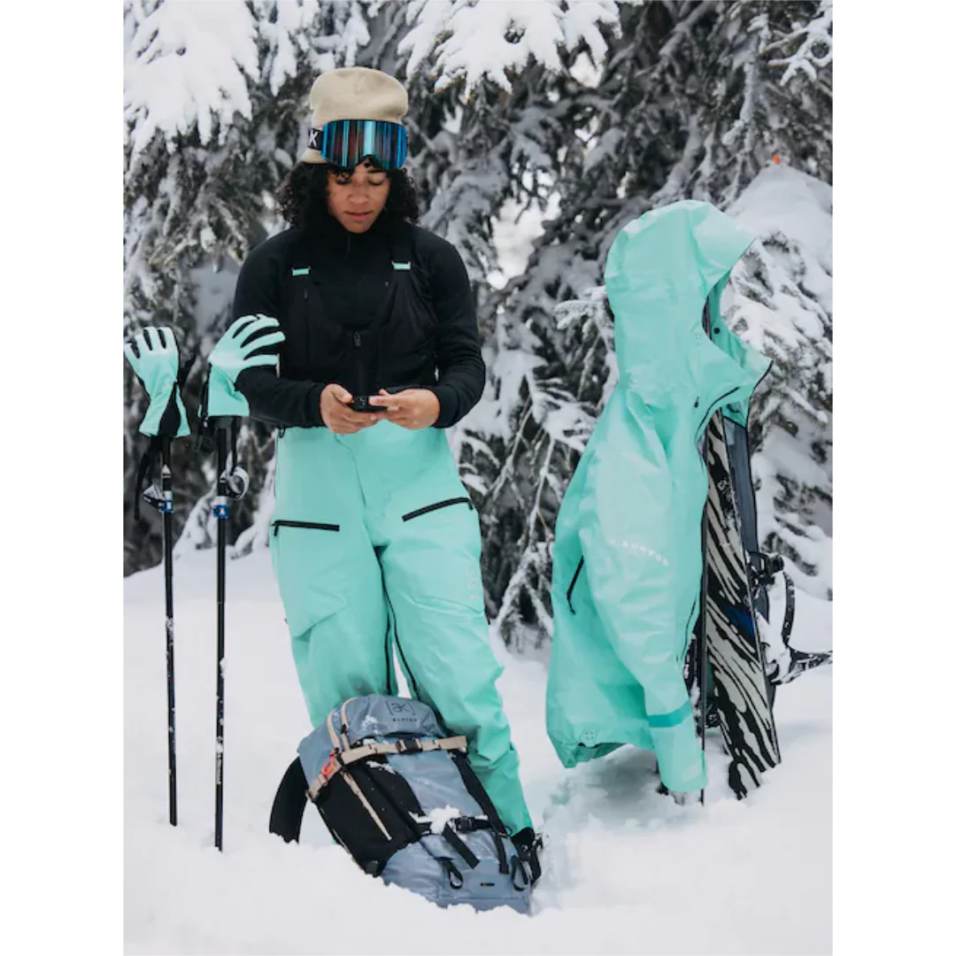 Burton Women's [ak] Tusk GORE-TEX PRO 3L Hi-Top Bib Pants - Powder Mint - Image 7