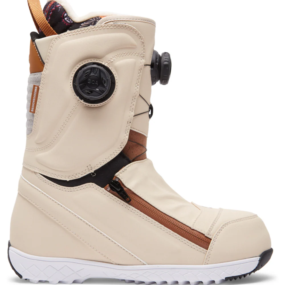 DC Women's Mora Boa Snowboard Boots - Image 4