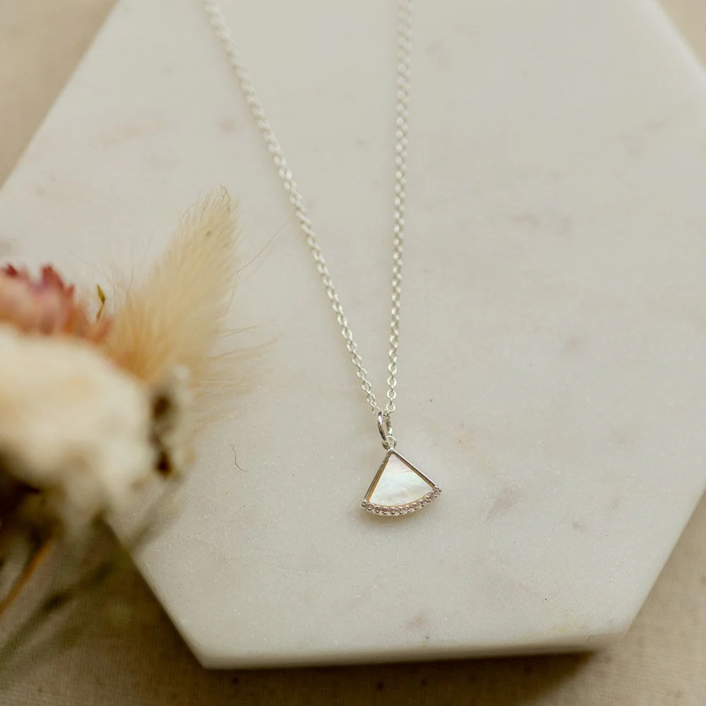 Glee Fanfare Necklace - Mother Of Pearl - Image 2
