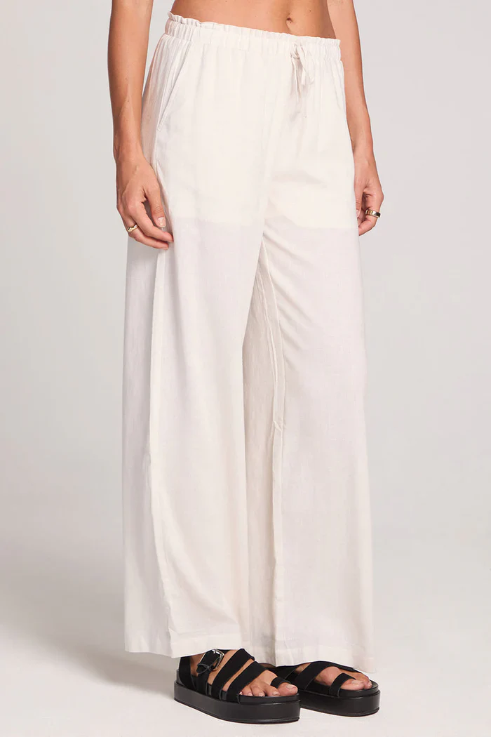 Saltwater Luxe Women's Woven Pull On Pant - Ecru - Image 4