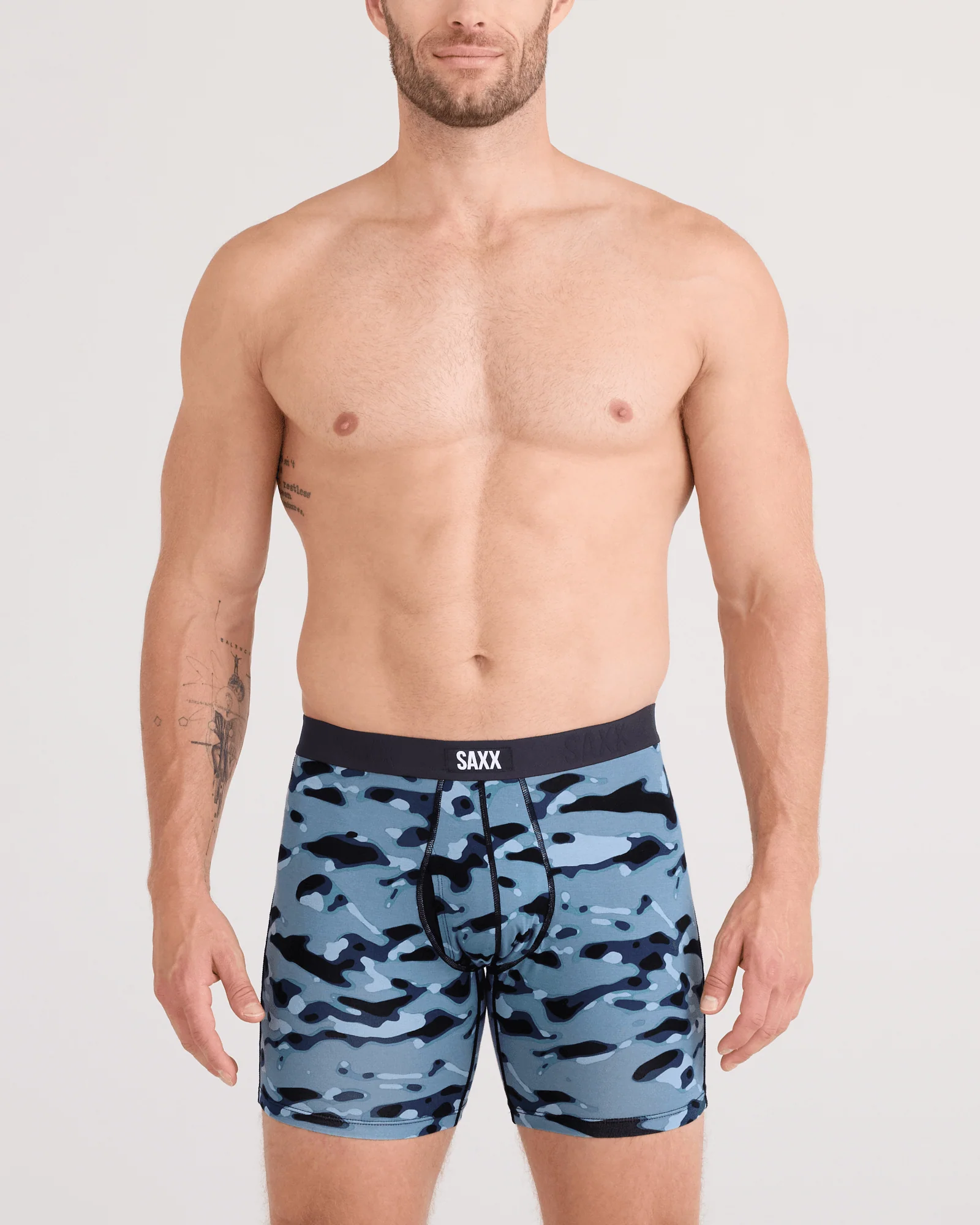Saxx Men's Vibe Xtra Soft Comfor Boxers 2 Pack -POND CAMO/NAVY - Image 2